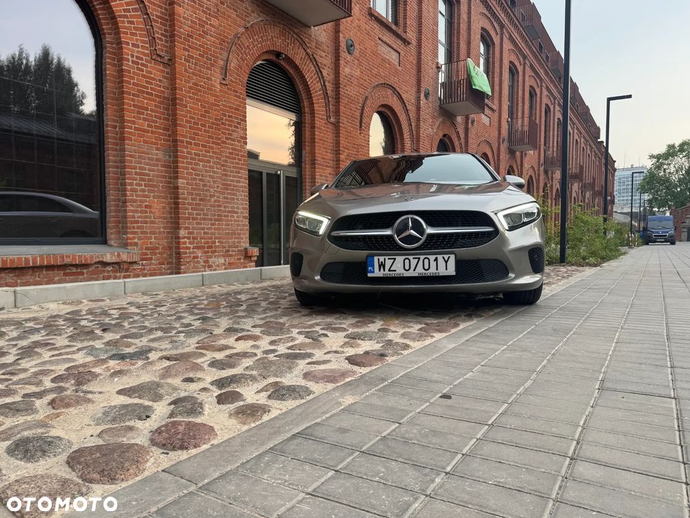 Mercedes-Benz Klasa A 220 4-Matic Progressive 7G-DCT - 21