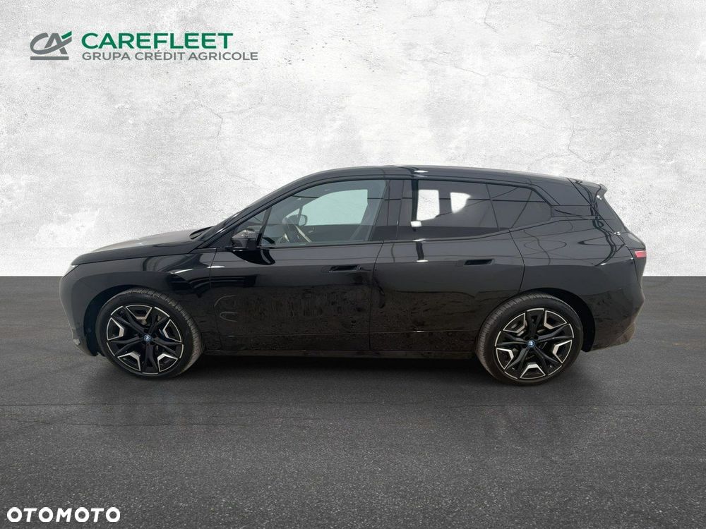 BMW iX xDrive40 - 9