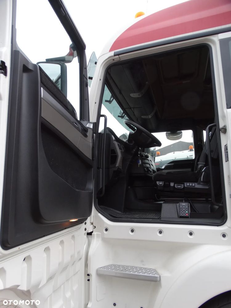 MAN TGX 26.470 6X2/4 BLS, serwisowany, - 8