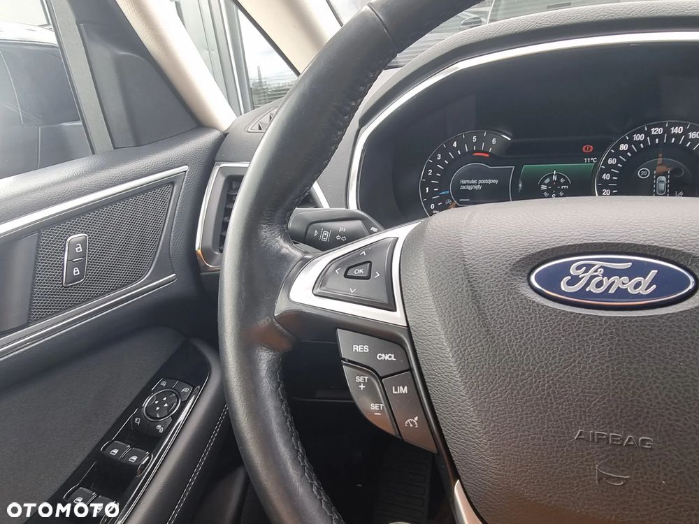 Ford S-Max 2.0 EcoBlue Titanium - 18