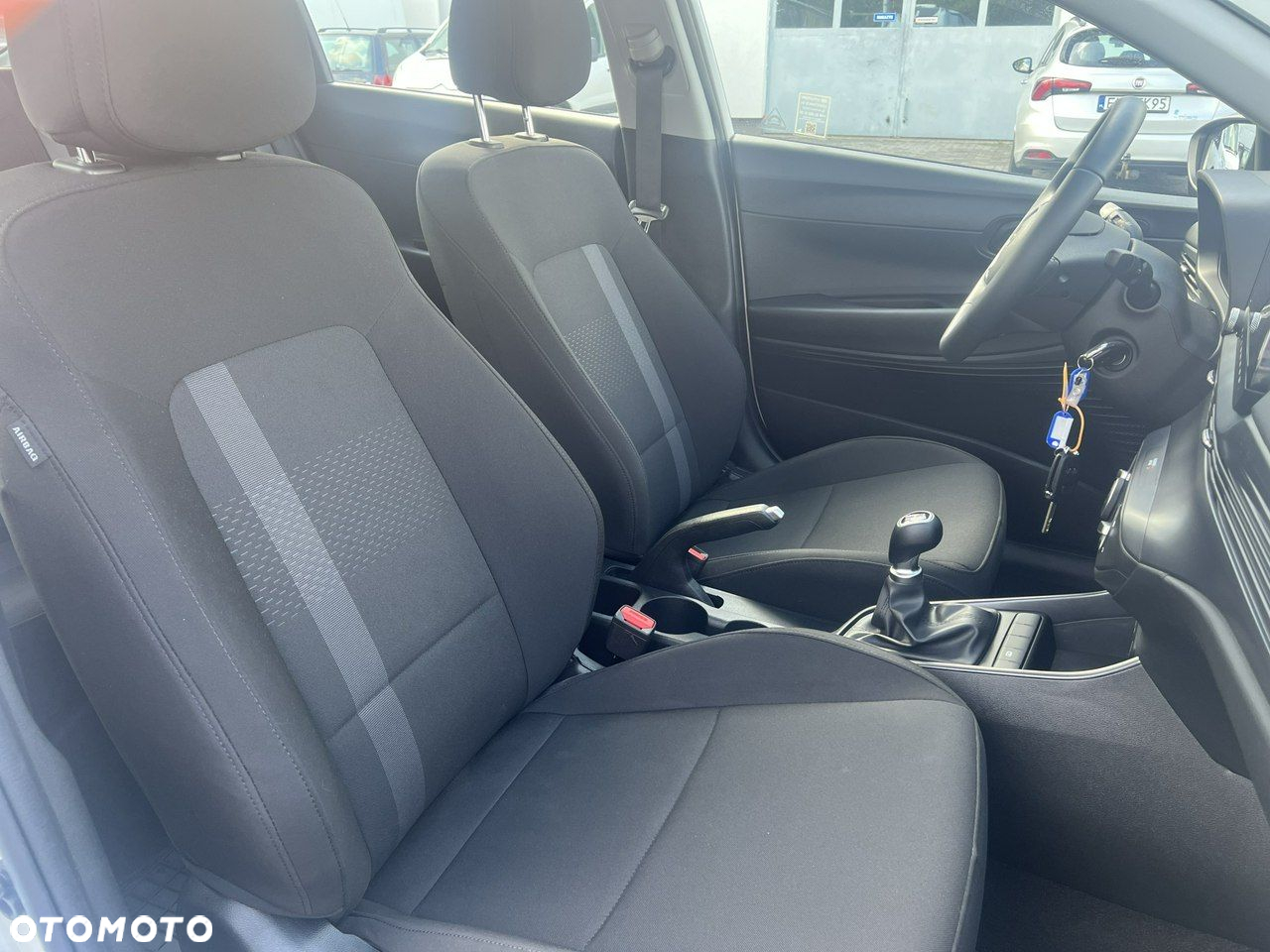 Hyundai i20 - 12