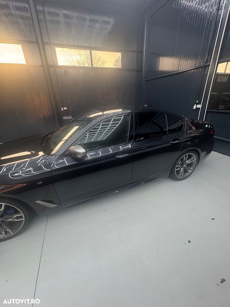 BMW Seria 5 550i xDrive Aut. - 7