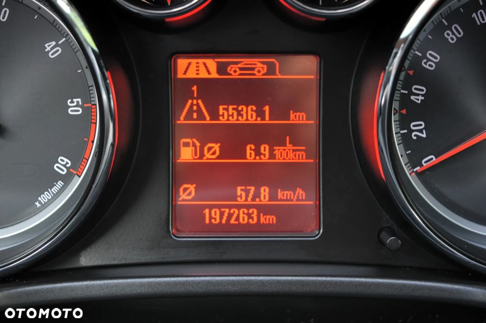 Opel Insignia 2.0 CDTI 4x4 ecoFLEX Start/Stop Sport - 39