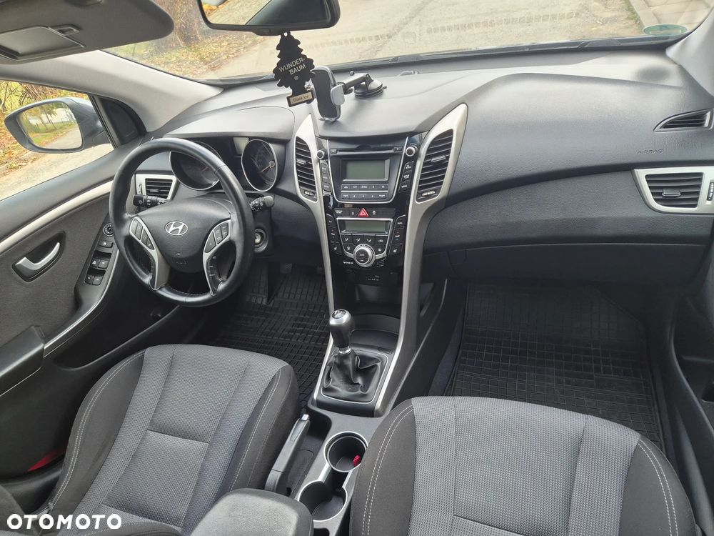 Hyundai i30 1.6 GDI Comfort - 8