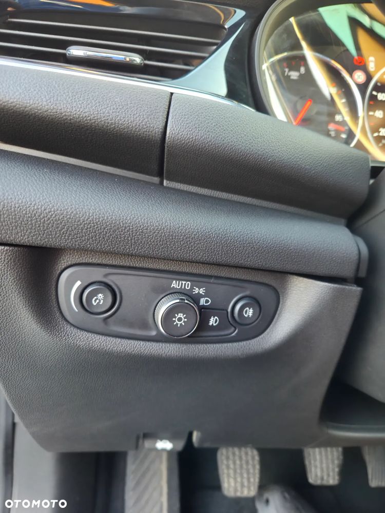 Opel Insignia Grand Sp 1.5 ECOTEC Direct InjectionTurbo Business Innovation - 20