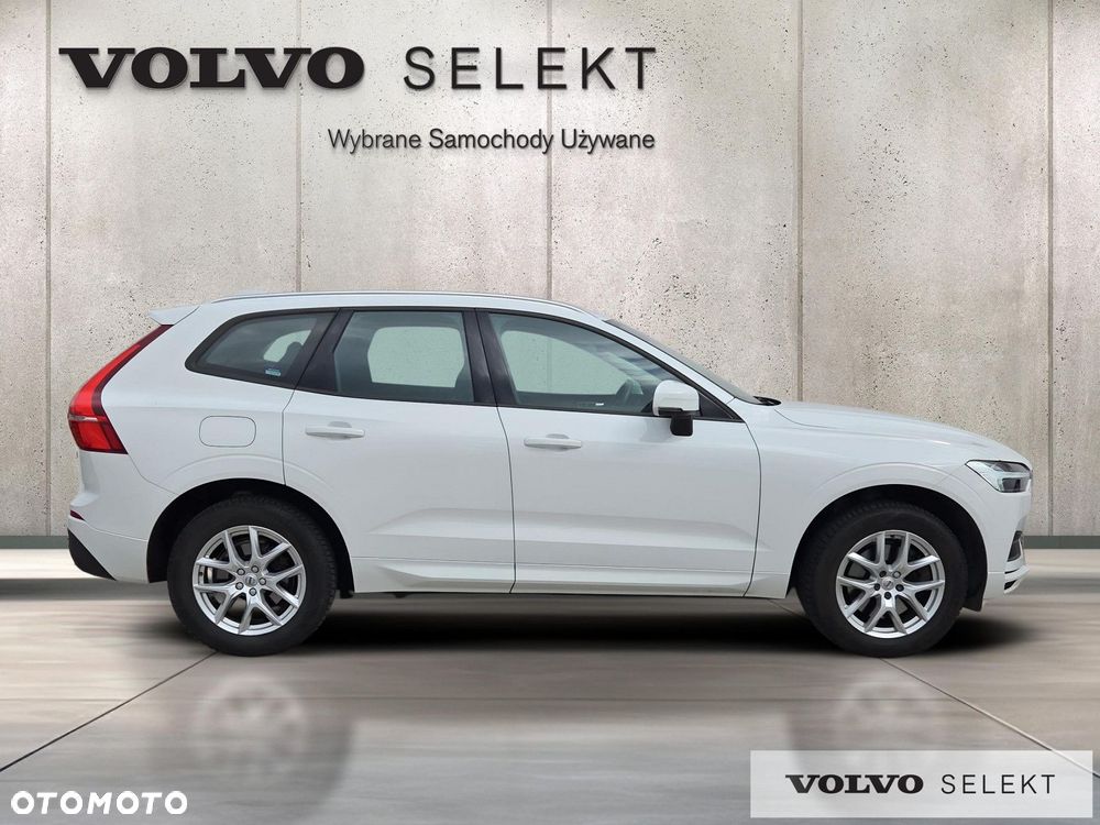 Volvo XC 60 B4 B Momentum - 6