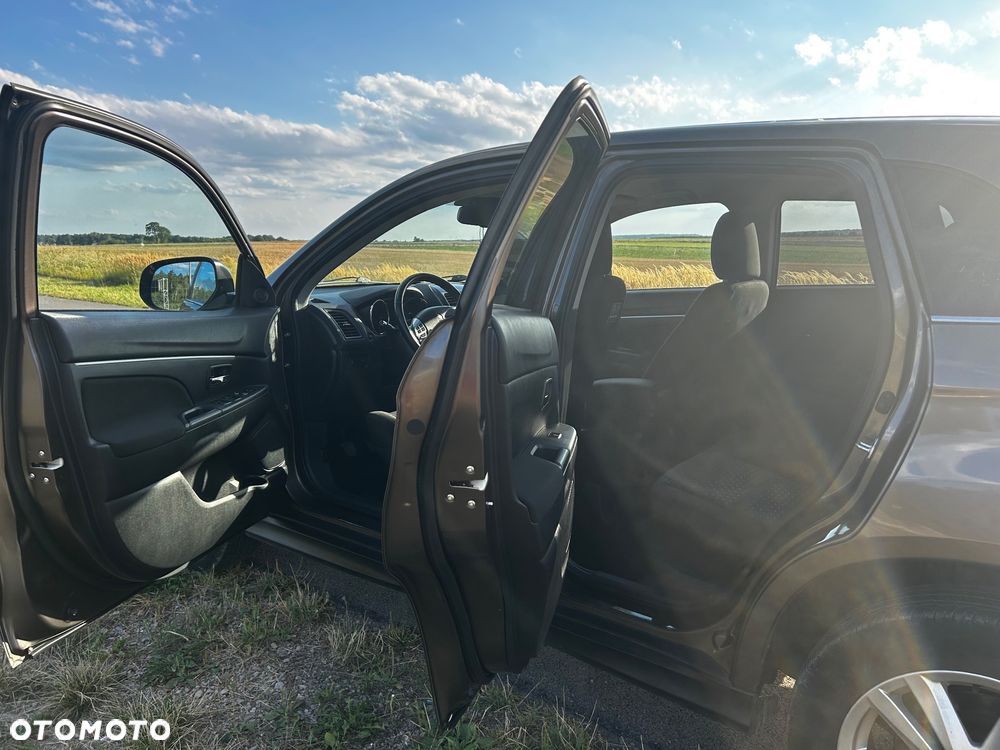 Mitsubishi ASX 1.8 DI-D 2WD 35 Jahre - 24