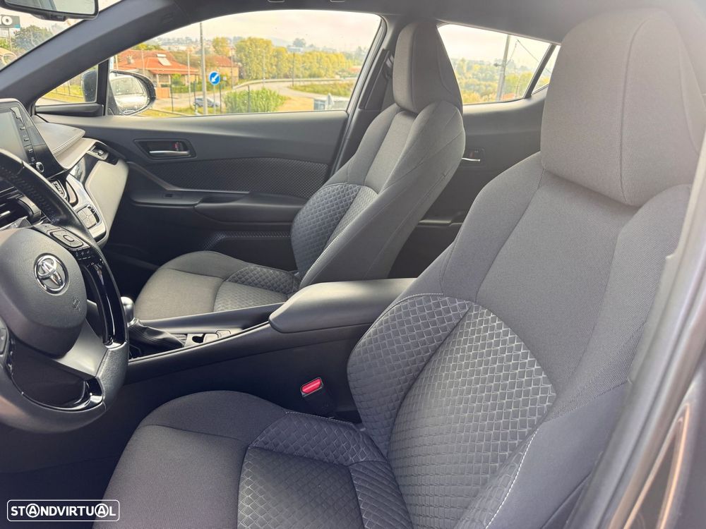 Toyota C-HR 1.8 HSD Comfort - 10