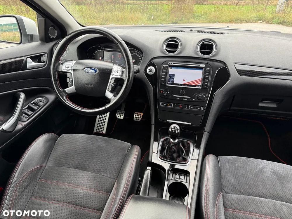 Ford Mondeo 2.0 EcoBoost Titanium S - 20