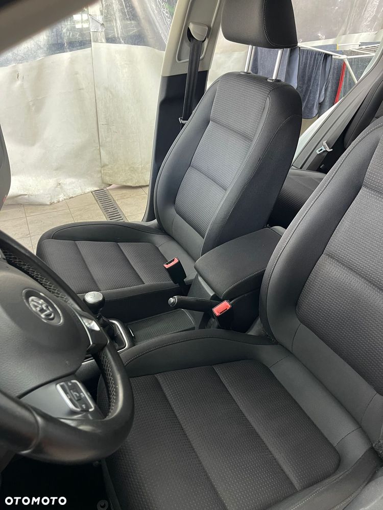 Volkswagen Golf Plus 1.2 TSI Team - 32