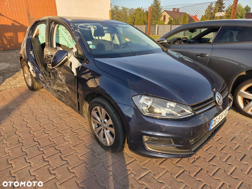 Volkswagen Golf 1.6 TDI BlueMotion Technology DSG Comfortline - 23