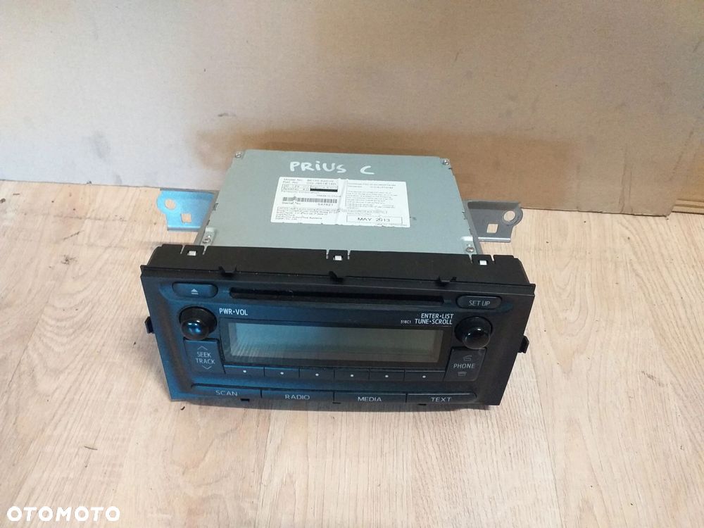 Toyota Prius C AQUA radio oryginał - 2