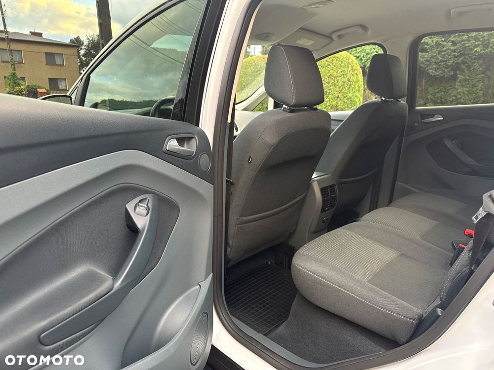 Ford C-MAX - 26