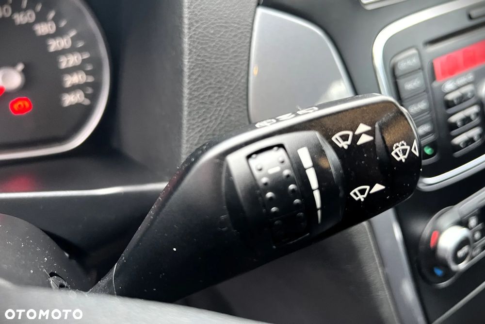 Ford Mondeo 2.0 TDCi Trend - 17