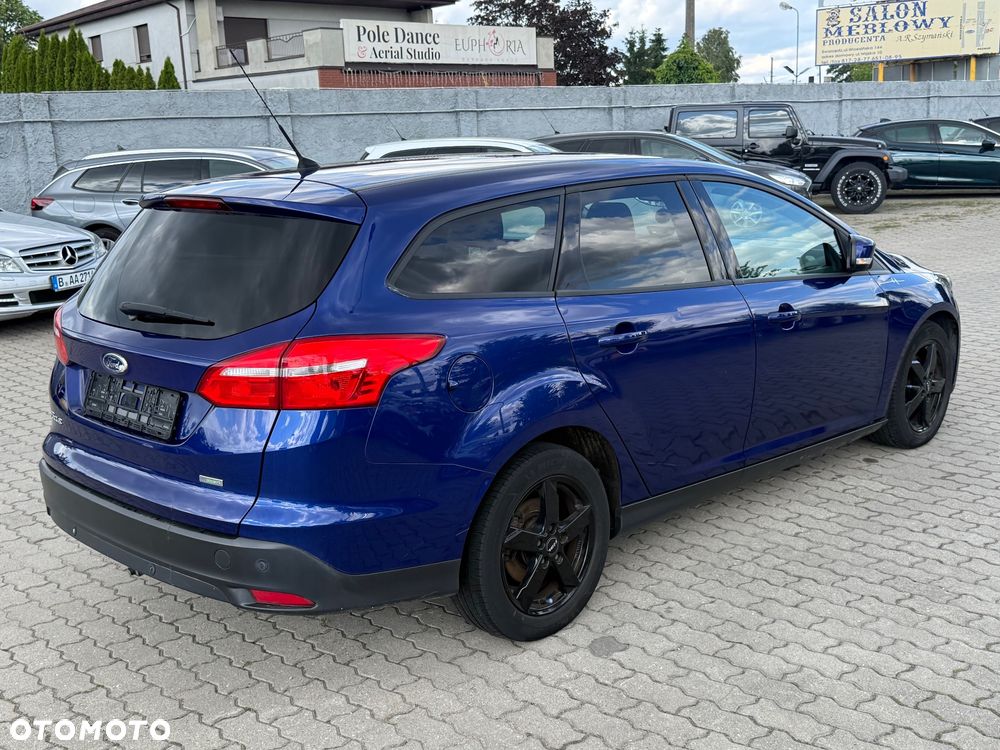 Ford Focus 1.0 EcoBoost Titanium - 6