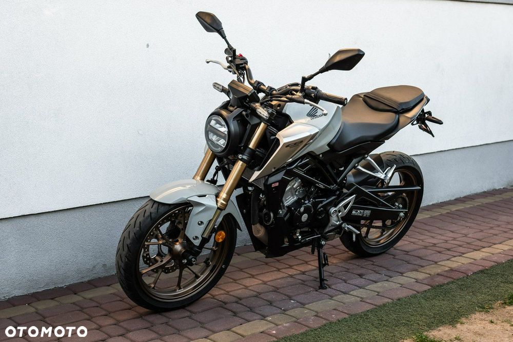 Honda CB - 6