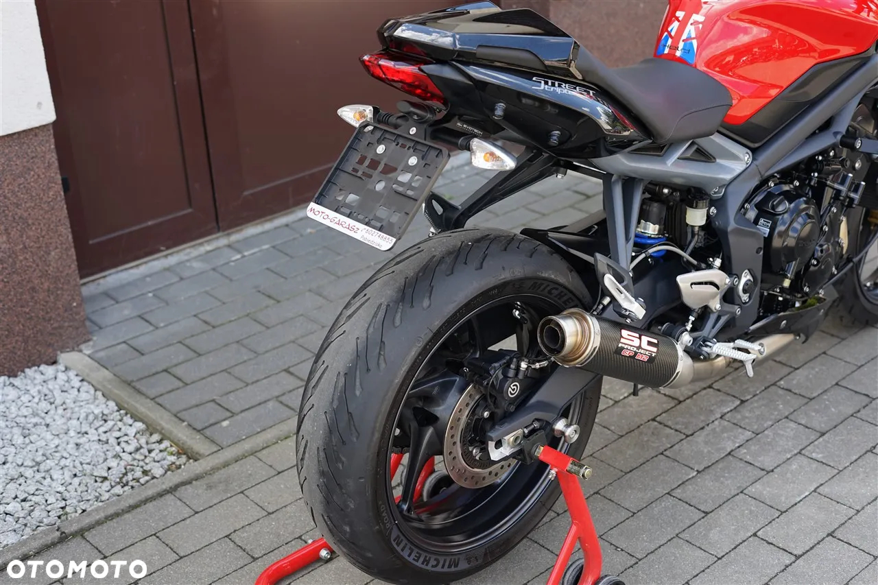 Triumph Street Triple - 6