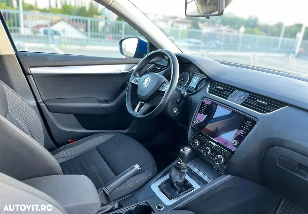 Skoda Octavia 1.4 TSI Ambition - 6