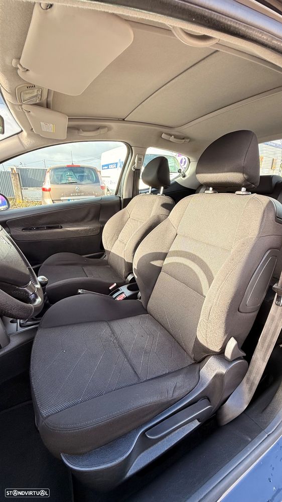 Peugeot 207 1.6 HDi Sport - 11