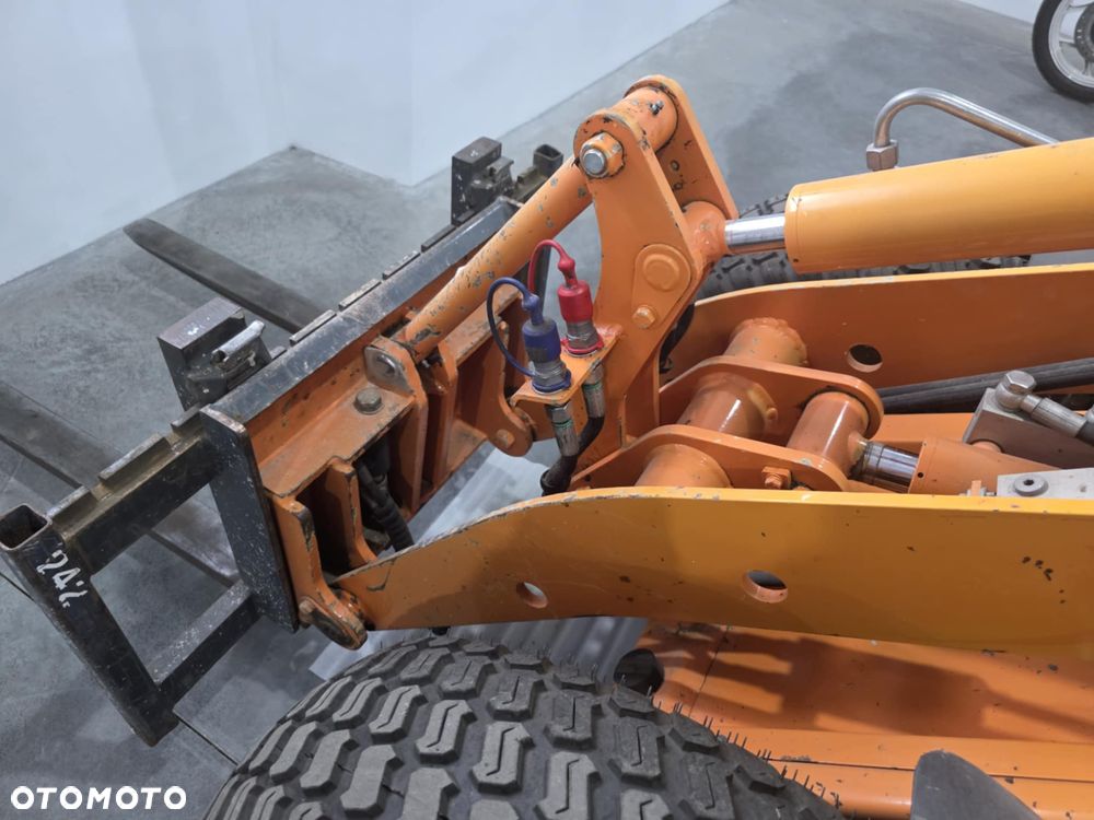 Bobcat KnikMops KM 130 - 5
