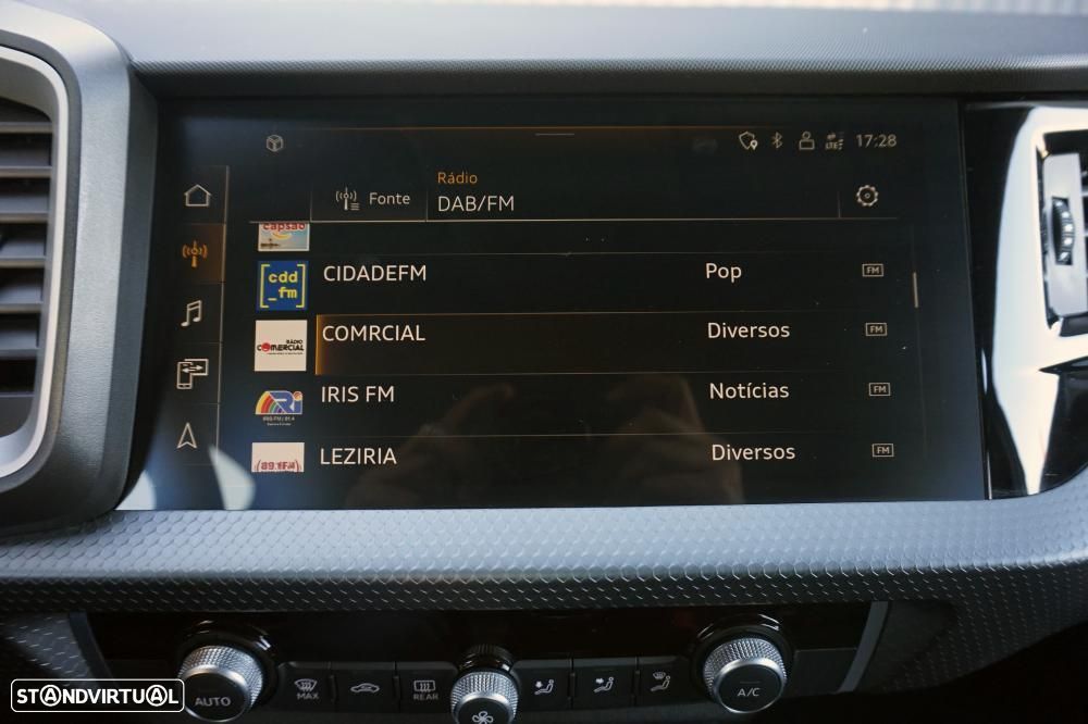 Audi A1 Sportback 30 TFSI S line - 17