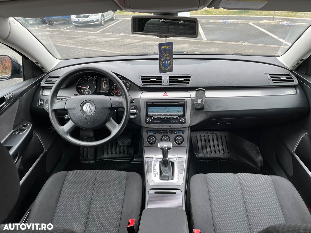 Volkswagen Passat 2.0 TDI DSG Comfortline - 6