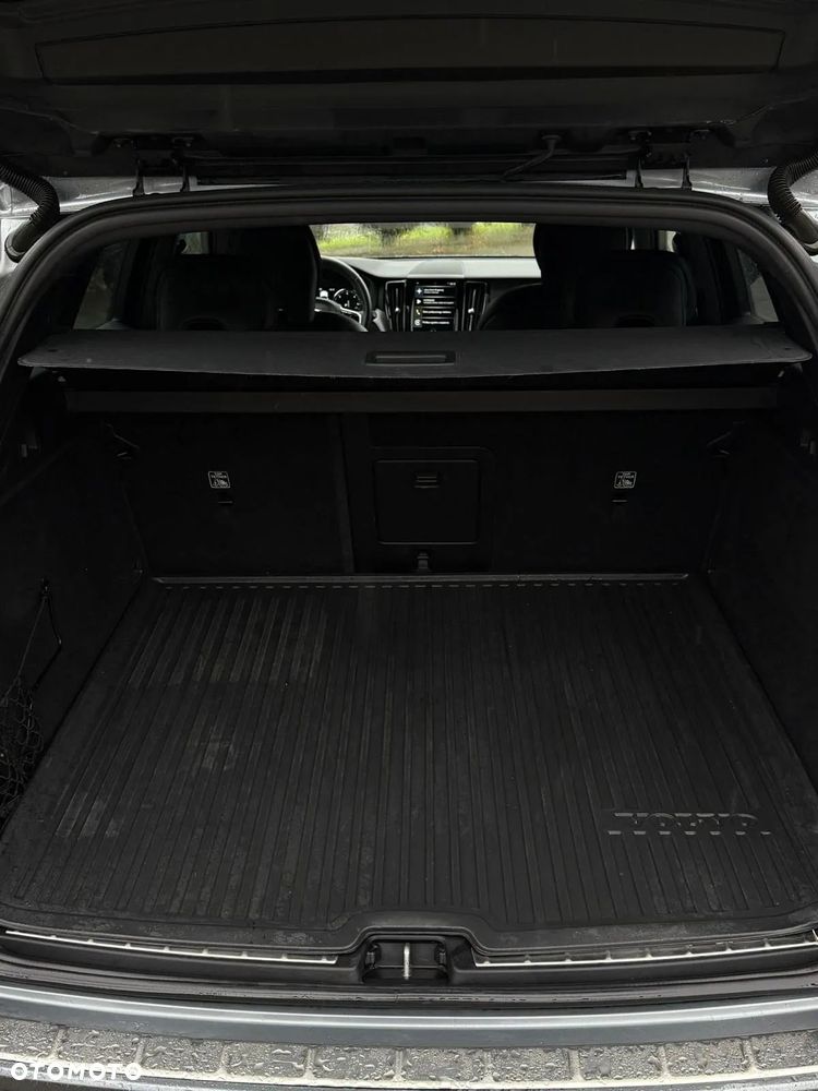 Volvo XC 60 B4 D AWD R-Design - 13