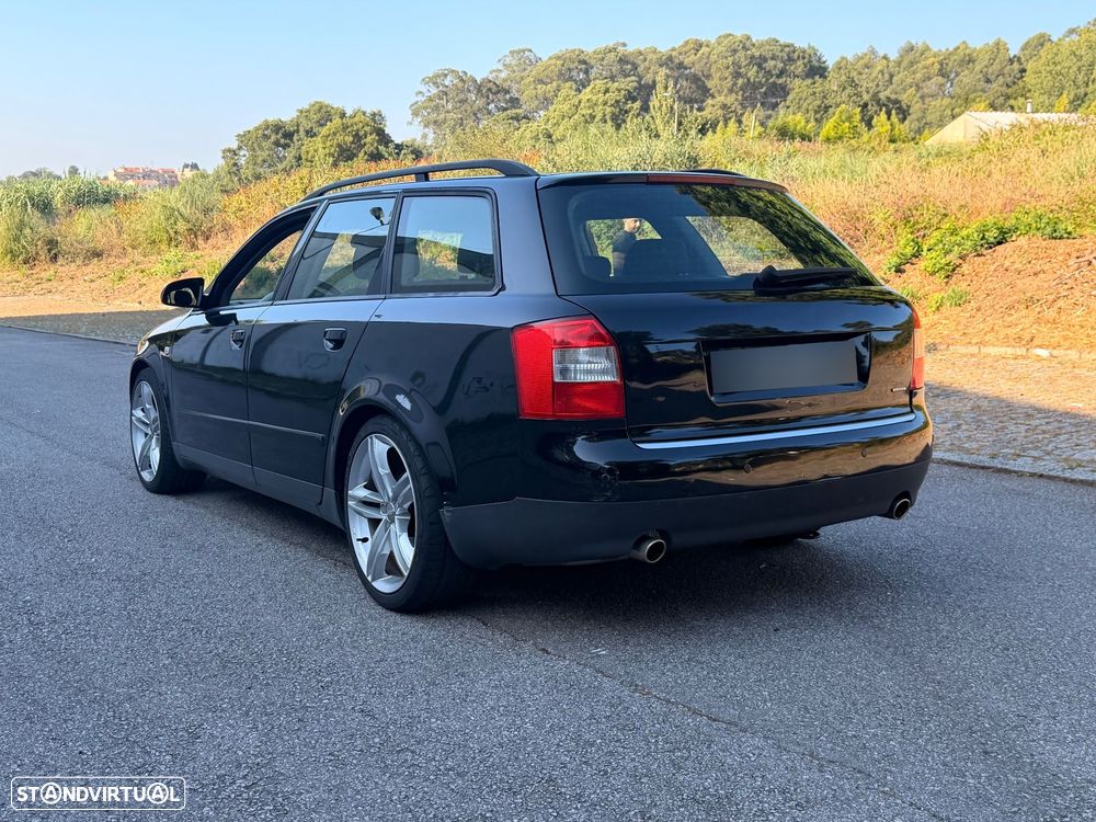 Audi A4 Avant 1.8 T quattro - 1