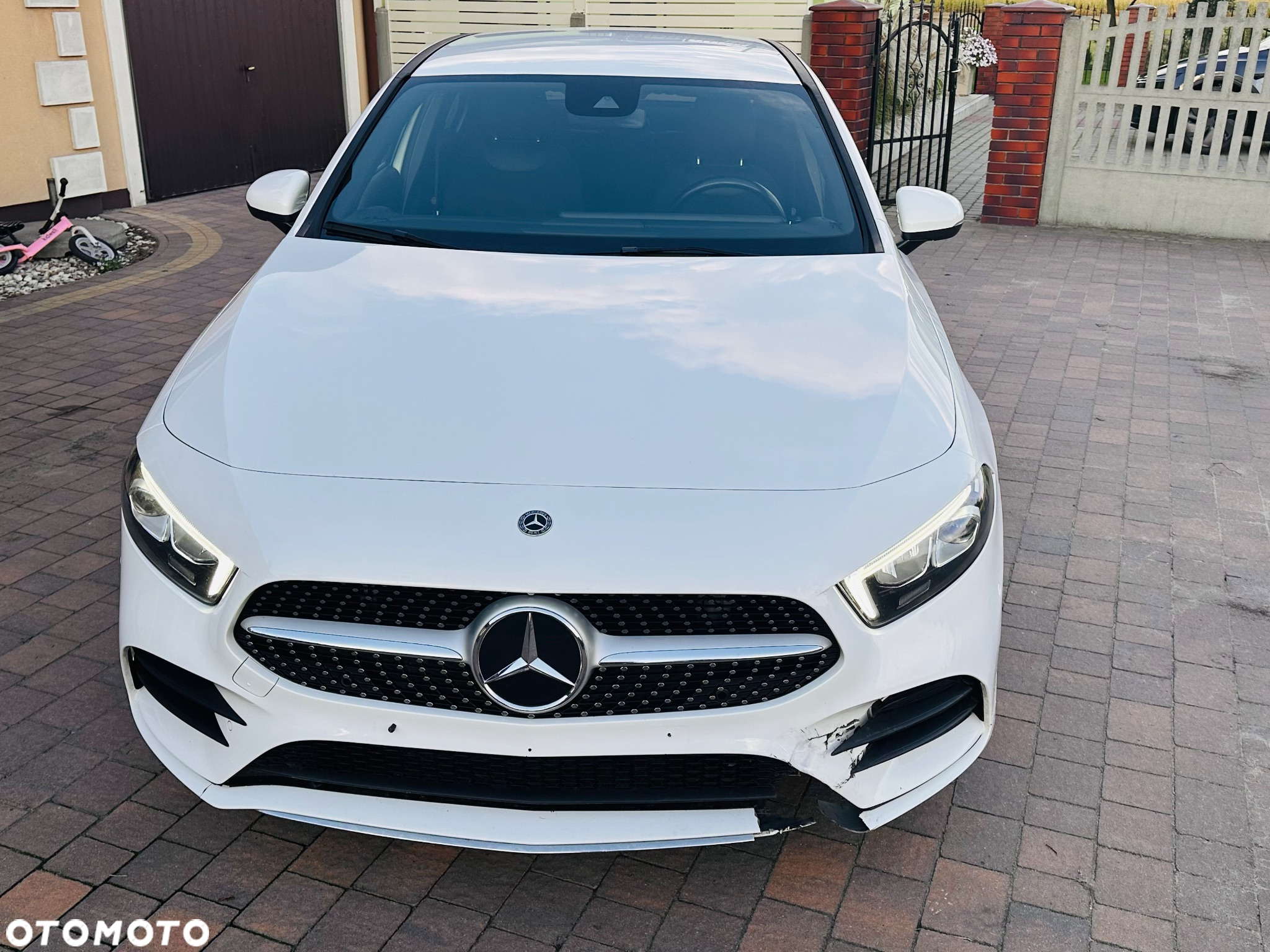 Mercedes-Benz Klasa A 180 7G-DCT AMG Line - 15