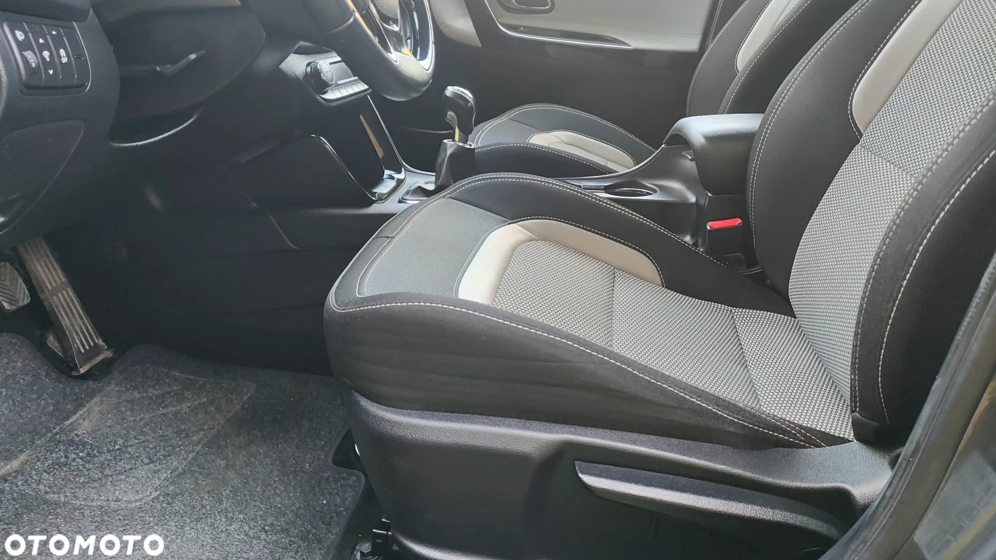 Kia Ceed 1.4 CVVT - 12