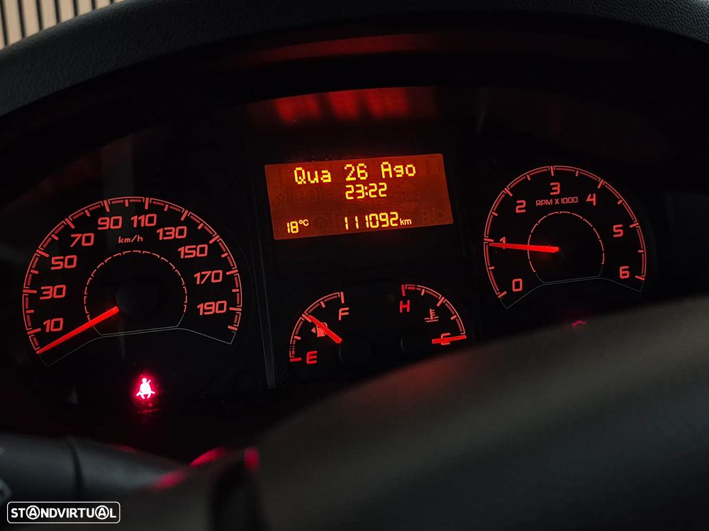 Peugeot Boxer 2.2HDI L1H1 - 110.000KM | GARANTIA | NACIONAL - 19