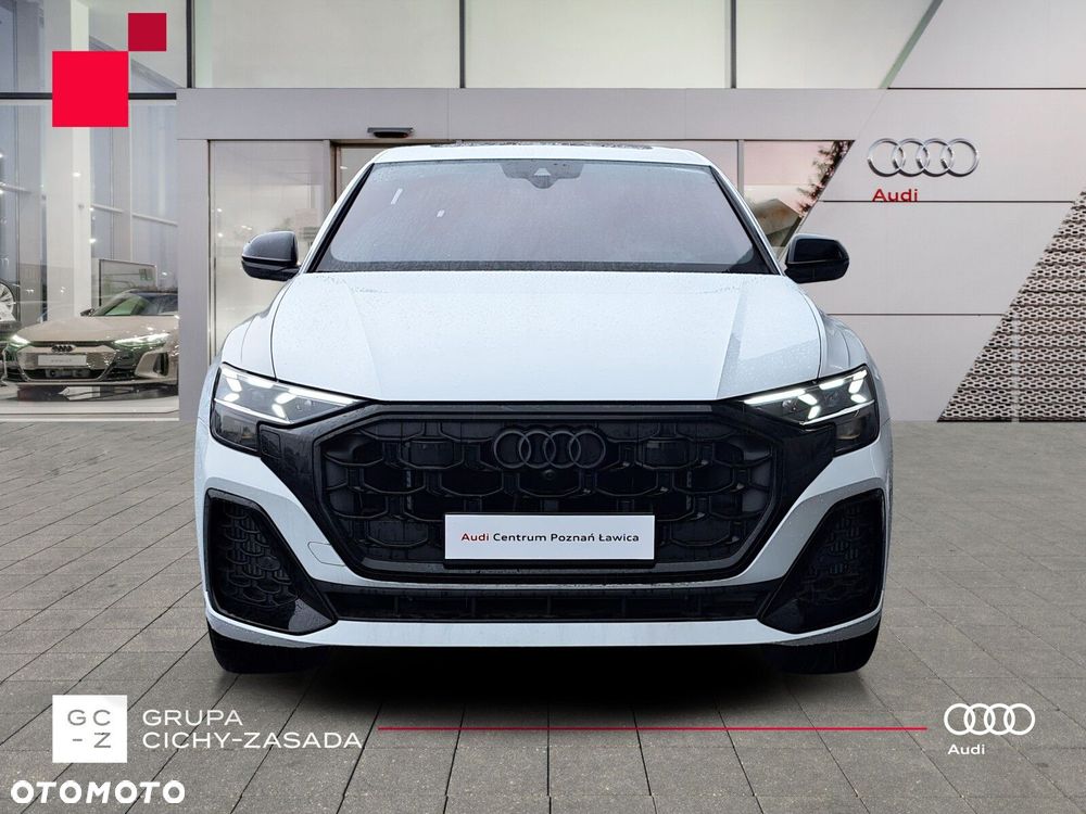 Audi SQ8 - 8