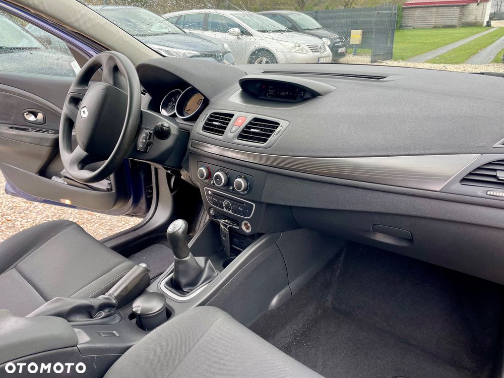 Renault Megane 1.6 16V 100 Expression - 23