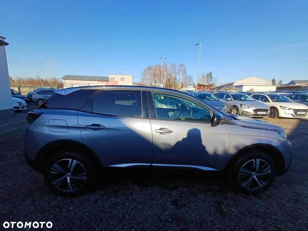 Peugeot 3008 1.2 PureTech Allure S&S - 8