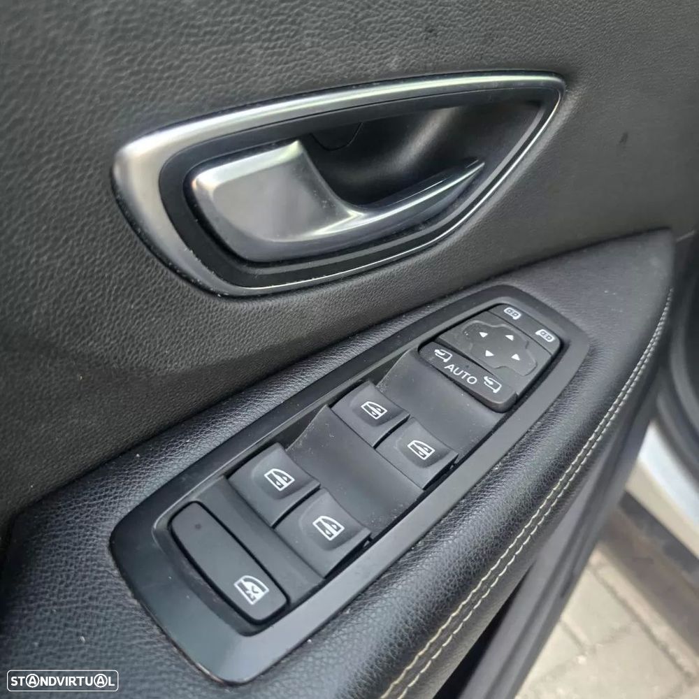 Renault Grand Scénic 1.6 dCi Intens SS - 28