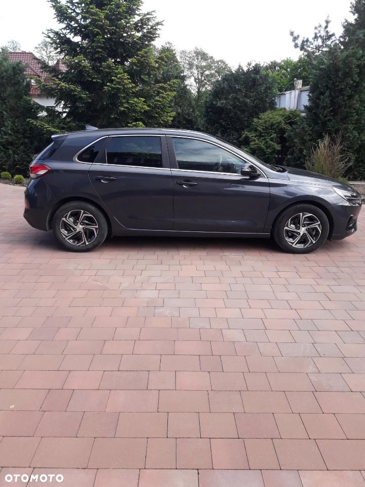 Hyundai i30 1.0 T-GDI Smart - 10