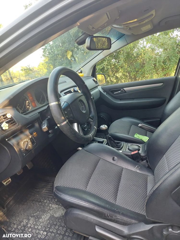 Mercedes-Benz B 180 CDI - 4