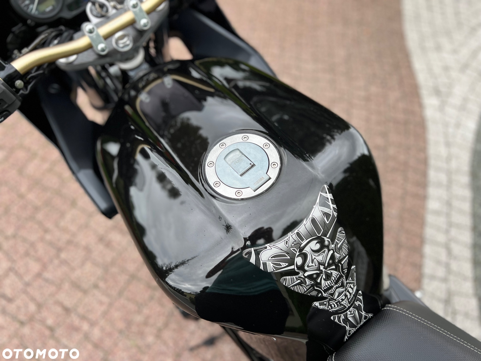 Yamaha FZS - 32