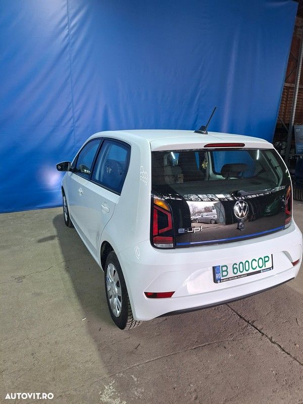 Volkswagen up! - 6