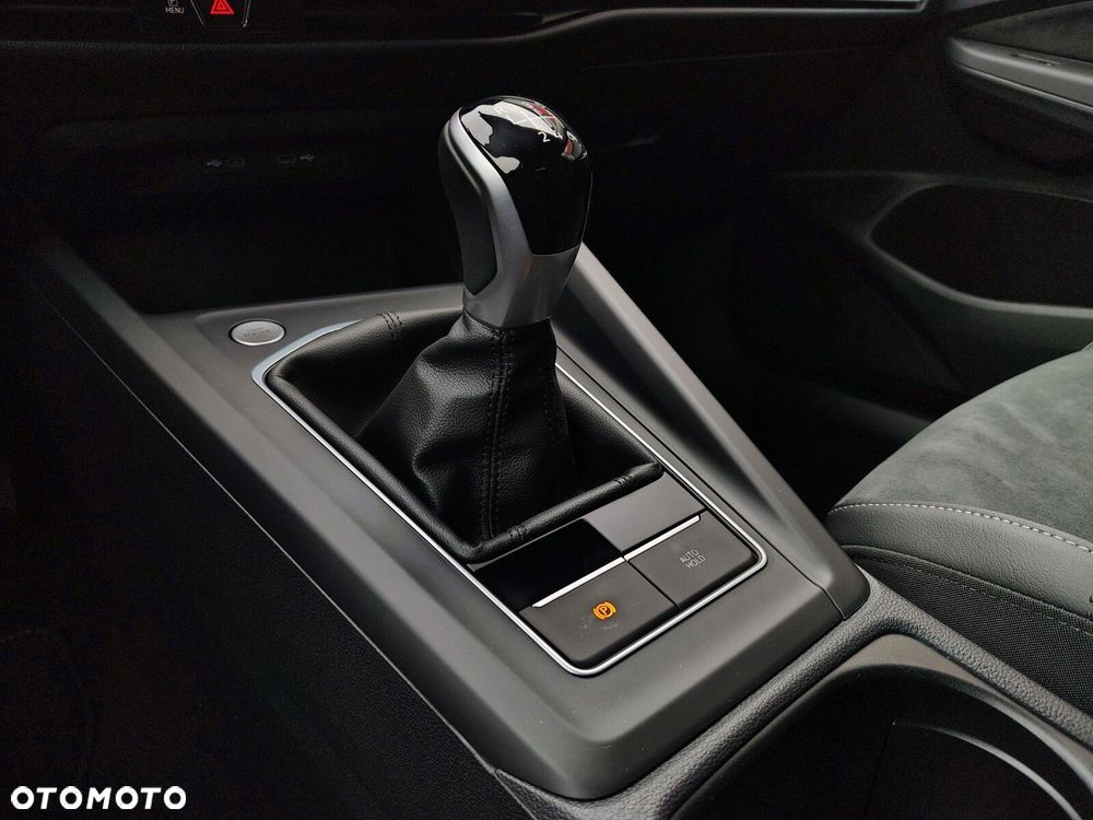 Volkswagen Golf Variant - 20