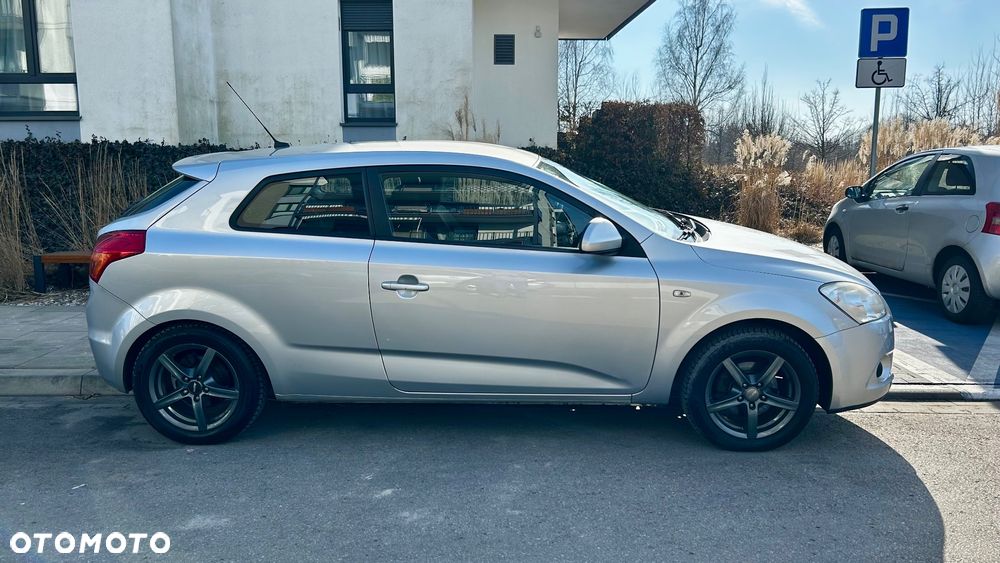 Kia ProCeed 1.6 CVVT LX - 30