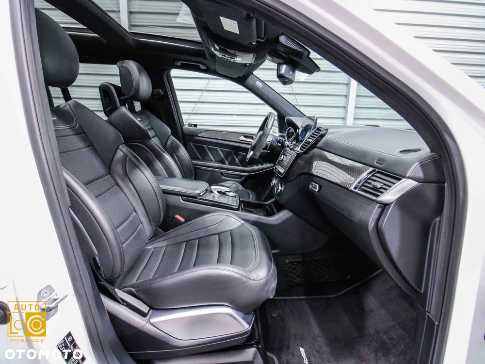 Mercedes-Benz GLS - 10