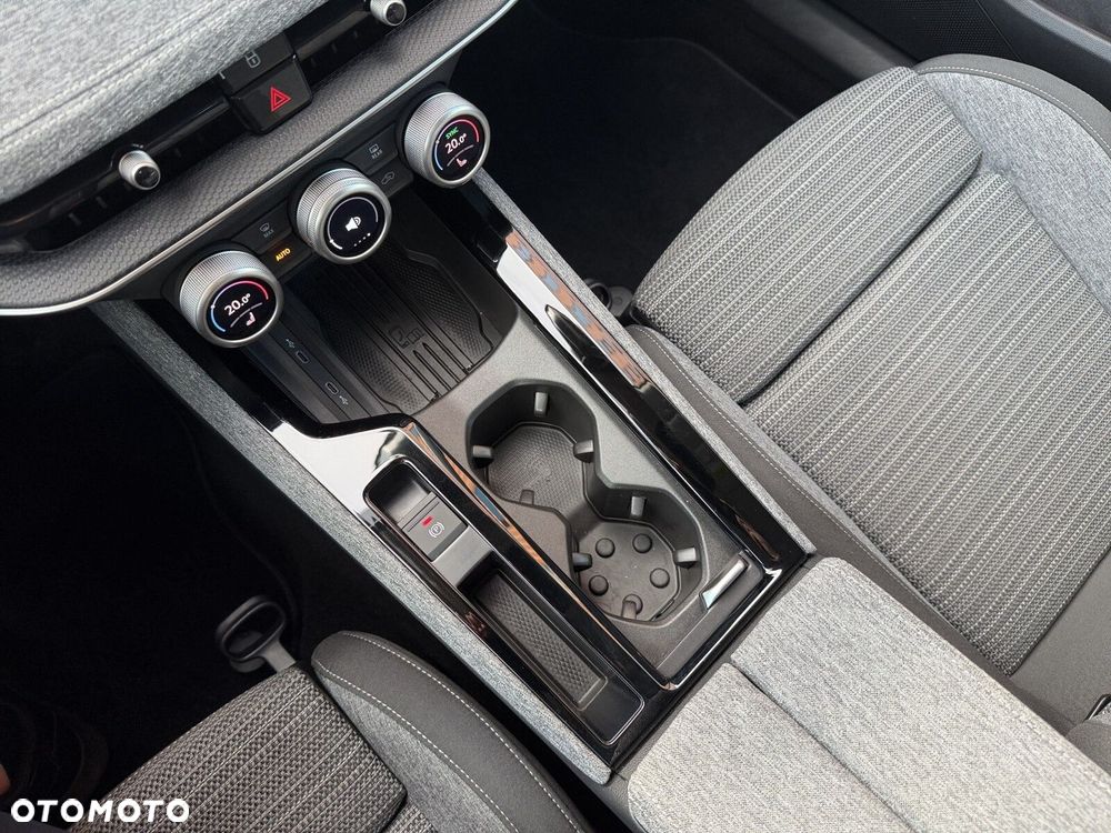 Skoda Superb 1.5 TSI mHEV Selection DSG - 22