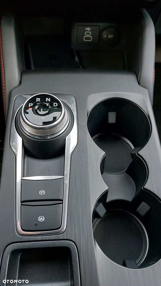 Ford Kuga 1.5 EcoBoost FWD ST-Line - 16