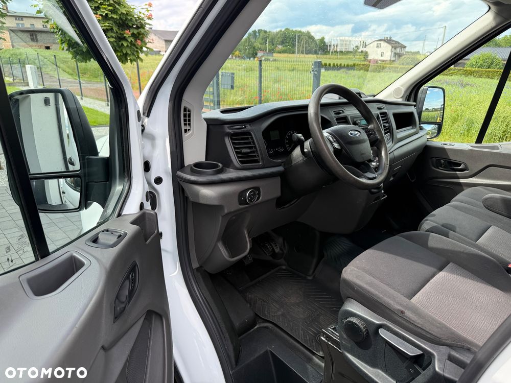 Ford Transit - 17