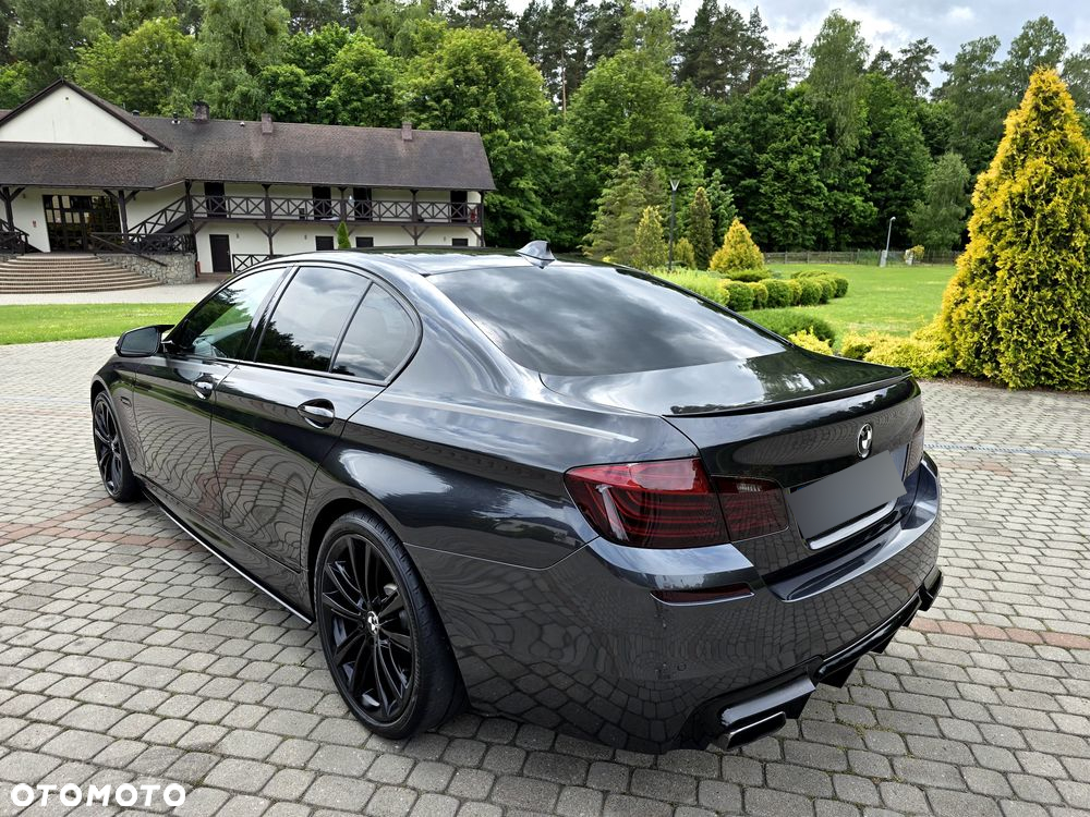 BMW Seria 5 530d xDrive - 10