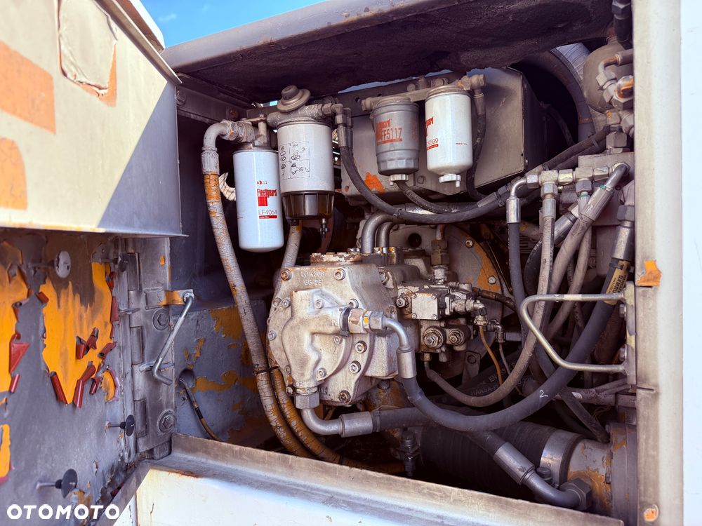 Liebherr A900 Litronic - 16