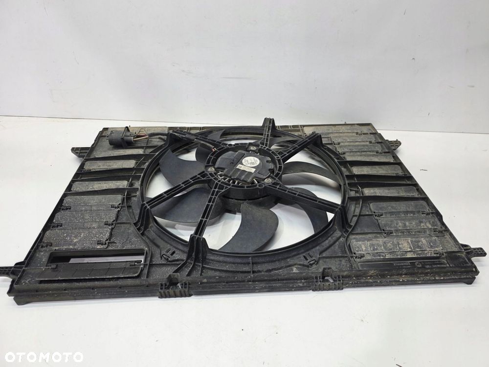WENTYLATOR + OBUDOWA AUDI A4 B9 A5 8W 2.0 TDI 8W0121207 8W0121003A - 6