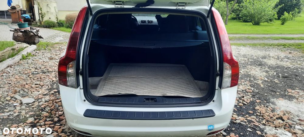 Volvo V50 - 2