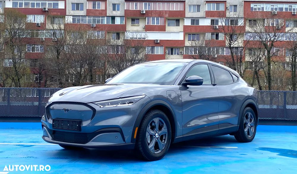 Ford Mustang Mach-E RWD Standard Range 198 kW Base - 2